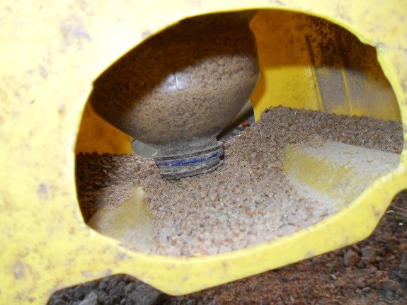 How To Make A Weather Proof Chicken Feeder Avian Aqua Miser
