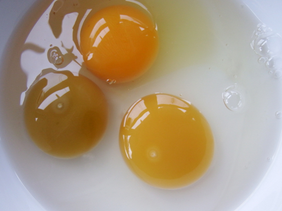 are-egg-yolks-healthy-ask-dr-weil